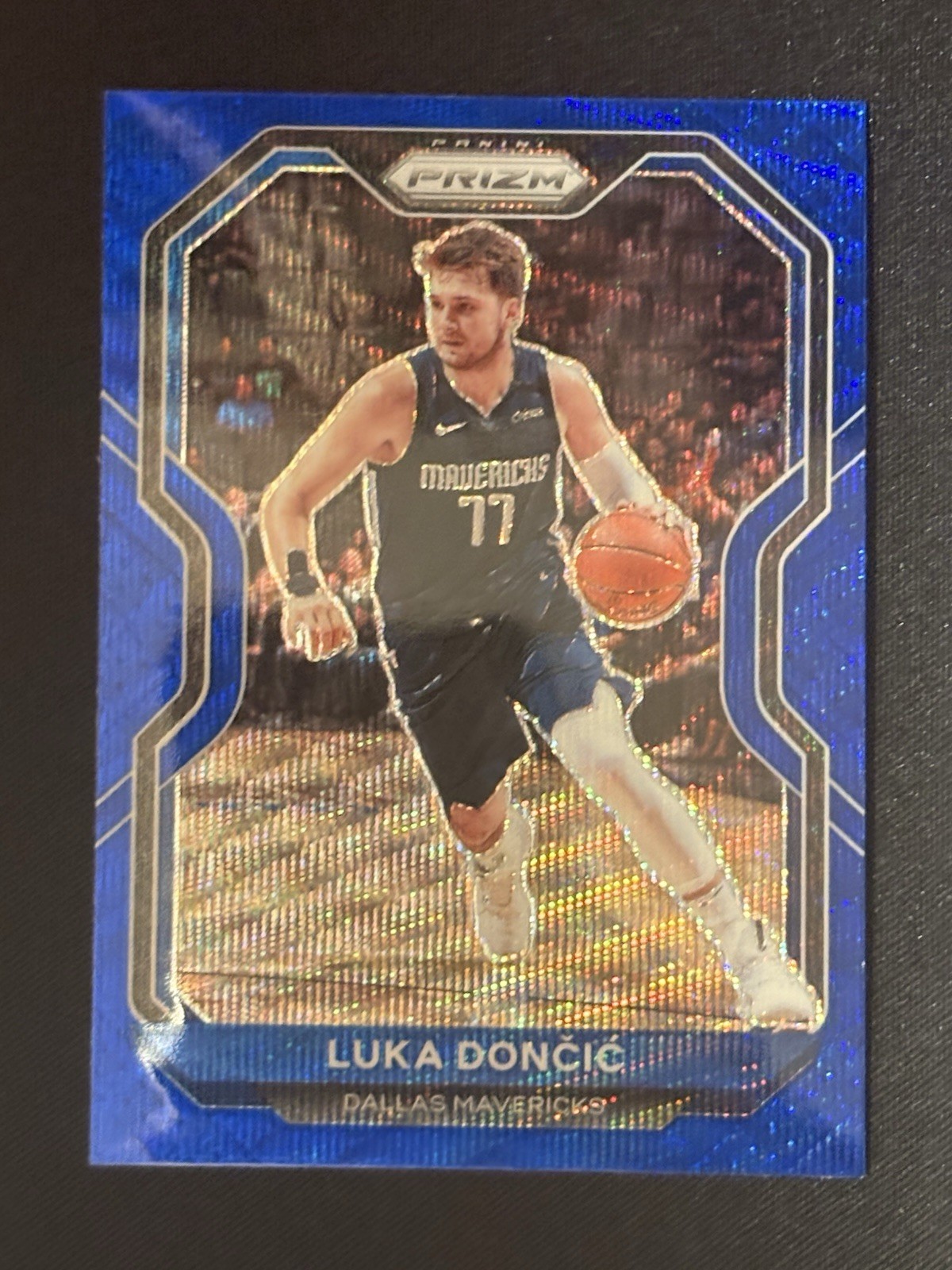 Luka Doncic 2020-21 Panini Prizm Blue Wave Dallas Mavericks