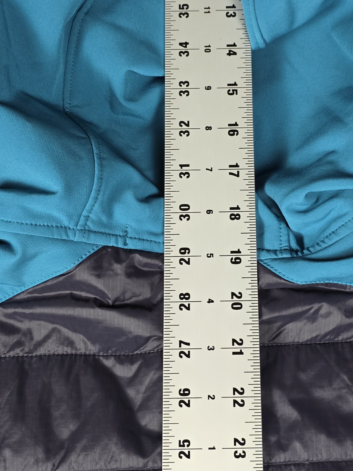 Spyder Bobby Brown down pullover - image 10