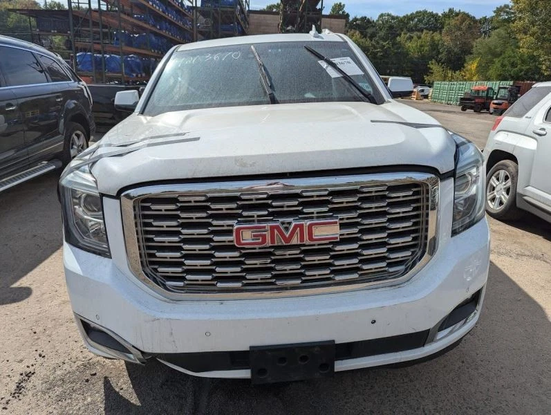 Grille Chrome Surround SLE Fits 15-20 YUKON 778771 - Image 4 of 4