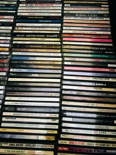 Lot of 100 Assorted CDs MIX ALL Genres Artwork+Case RANDOM BUNDLE Wholesale Bulk