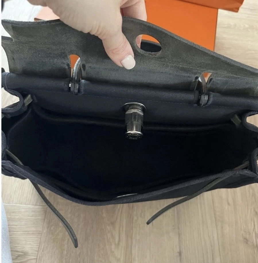 Hermès Herbag Vintage Black Canvas & Leather Top Handle Bag - Image 2 of 4