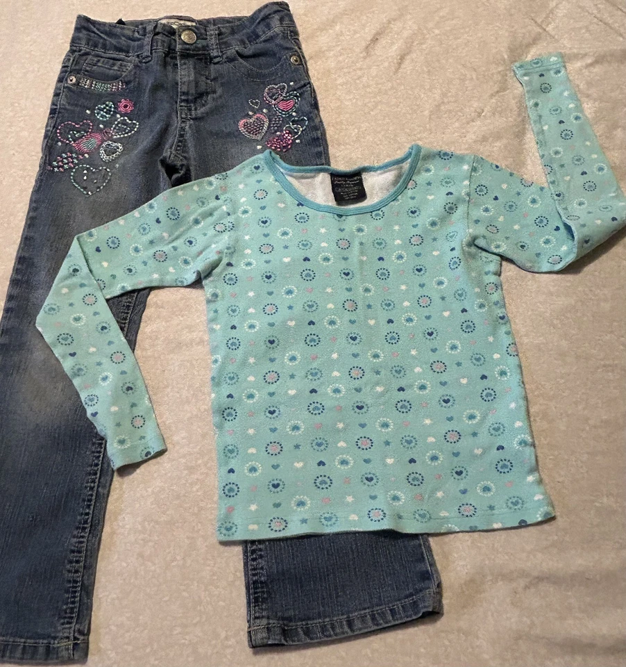 Girls 2pc Outfit Size 5 Cherokee Jeans & Teal Faded Glory T-shirt - Image 4 of 4