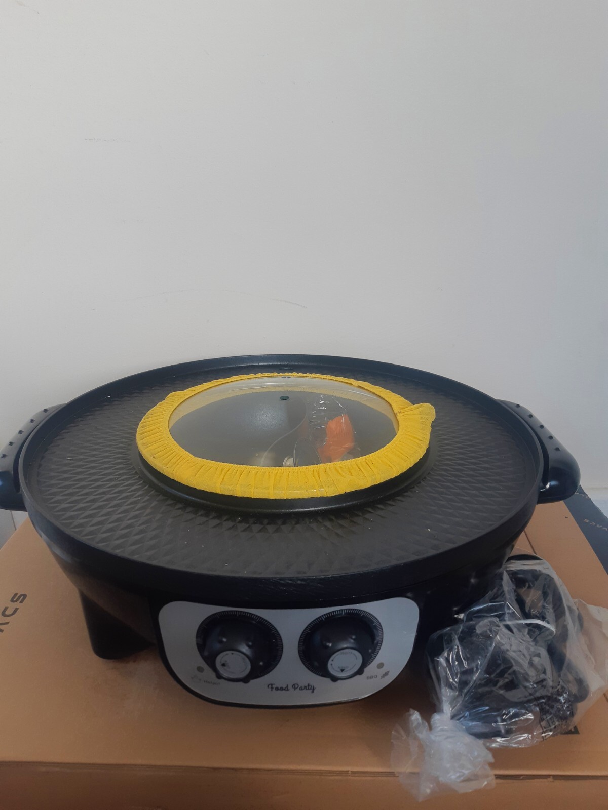 Party Grill Hot Pot Electric Indoor Outdoor BBQ Grill Hotpot Chinese Korean