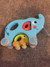 nuby pull along elephant