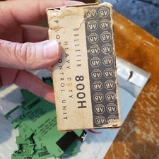 NEW Allen Bradley Switch w/ Contact 2 Position Pilot Black 4 contact  800H-HK2A