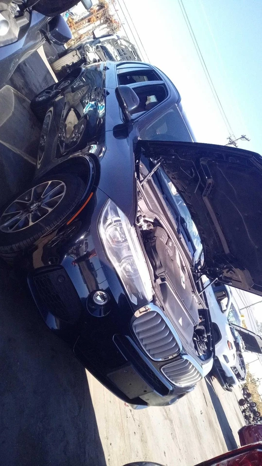 2015 BMW X5 Infotainment Display OEM Blue 128K Miles Warranty NJ25-22068-551609 - Image 4 of 4