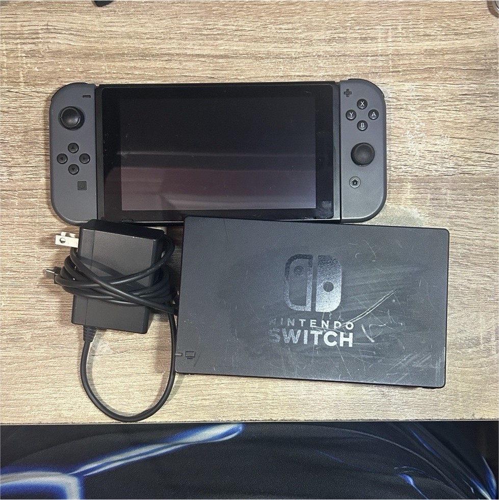 Nintendo Switch Gray Black Hybrid Console HDMI USB-C Dock Charger Handheld