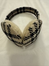 Women’s Burberry Cashmere Ear Muffs Excellent Condition 100% Authentic