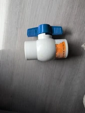 B&K Mueller Proline 107-136HC 1.25" 1-1/4" IPS PVC Ball Valve Schedule 40 New