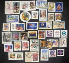Lot de 40 timbres des USA années diverses - encore sur fragment - L137