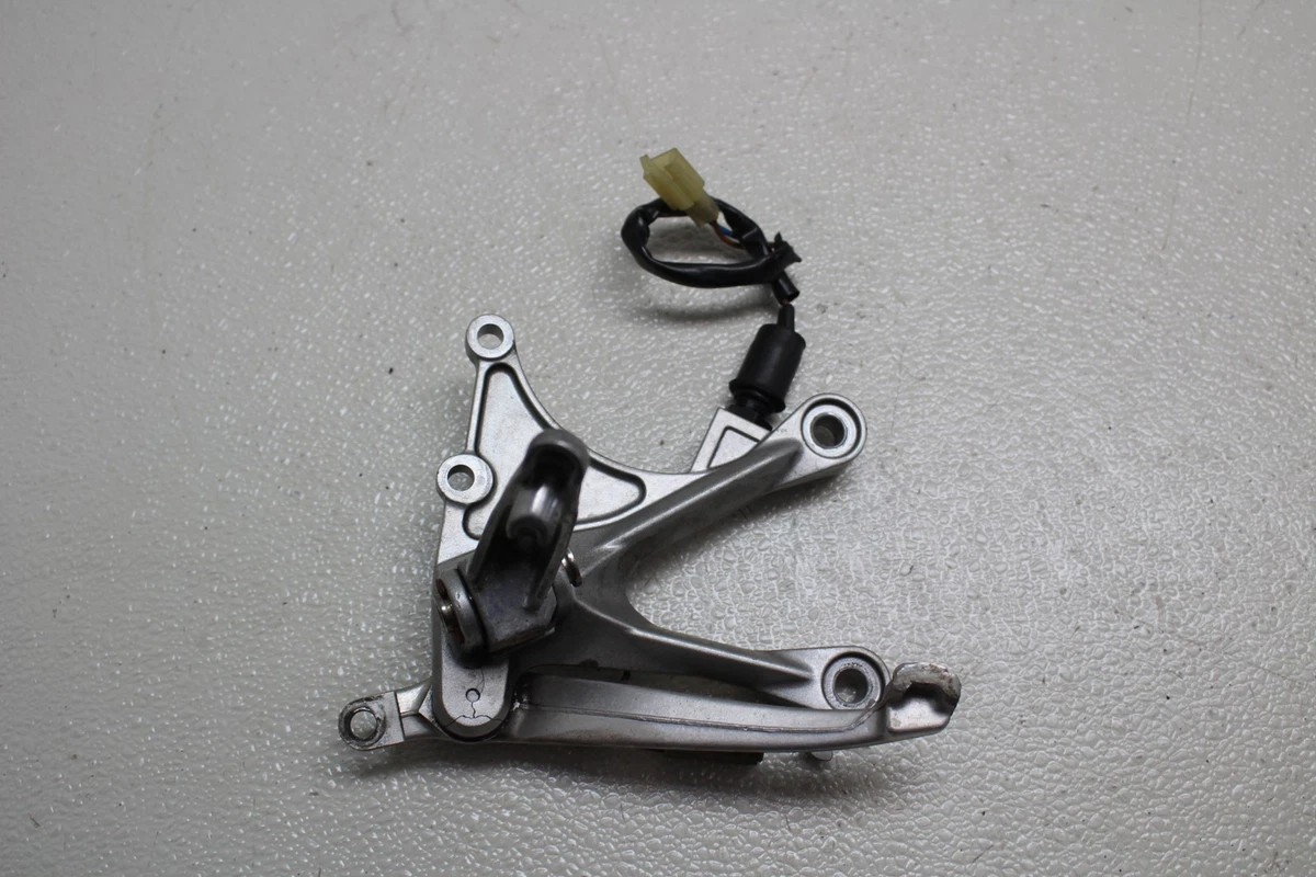 Kawasaki Footrests, Pedals & Pegs for 2006 Kawasaki Ninja ZX6R for