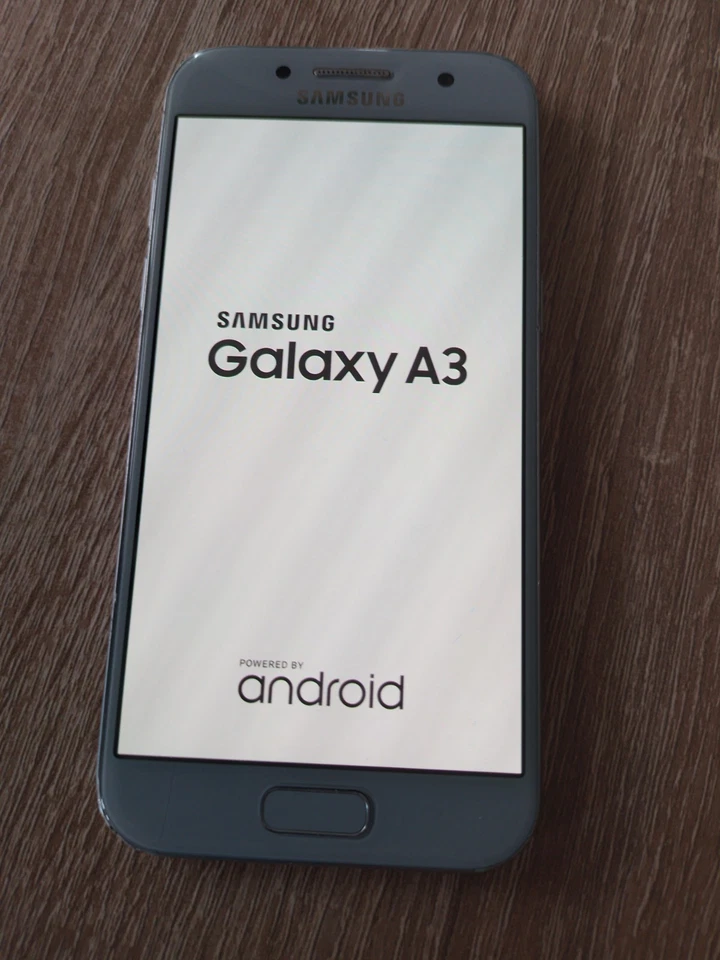 Samsung Galaxy A3 SM-A320FL weiß voll funktionsfähig Telekom, Foto 1 von 5