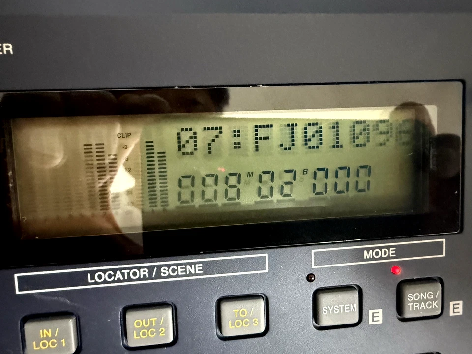 KORG D8 Digital 8 Track Recording Studio Used Tested Excellent Condition - Image 2 of 4