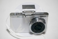 Samsung NX mini Camera w/ NX-M 9mm F3.5 ED Lens