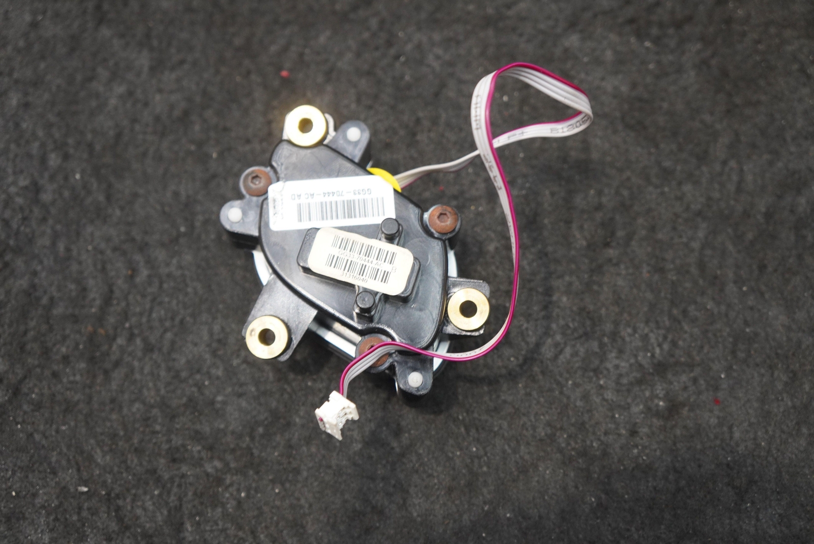 Center Dash Right Phone Nav Back Switch GG33-70444-AC Aston Martin Vantage 2017