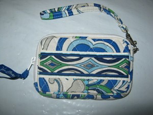 vera bradley camera case
