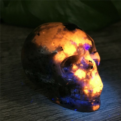 1x natural Flame's Stone Yooperlite skull quartz crystal carved skull healing 2" - Picture 7 of 12