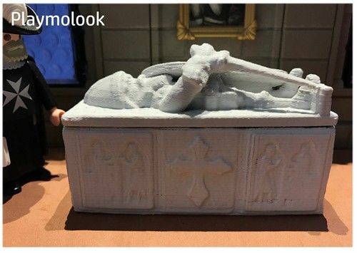 3d printed Sarcophagus on Playmobil scale. Playmobil figures not included. - Picture 2 of 5