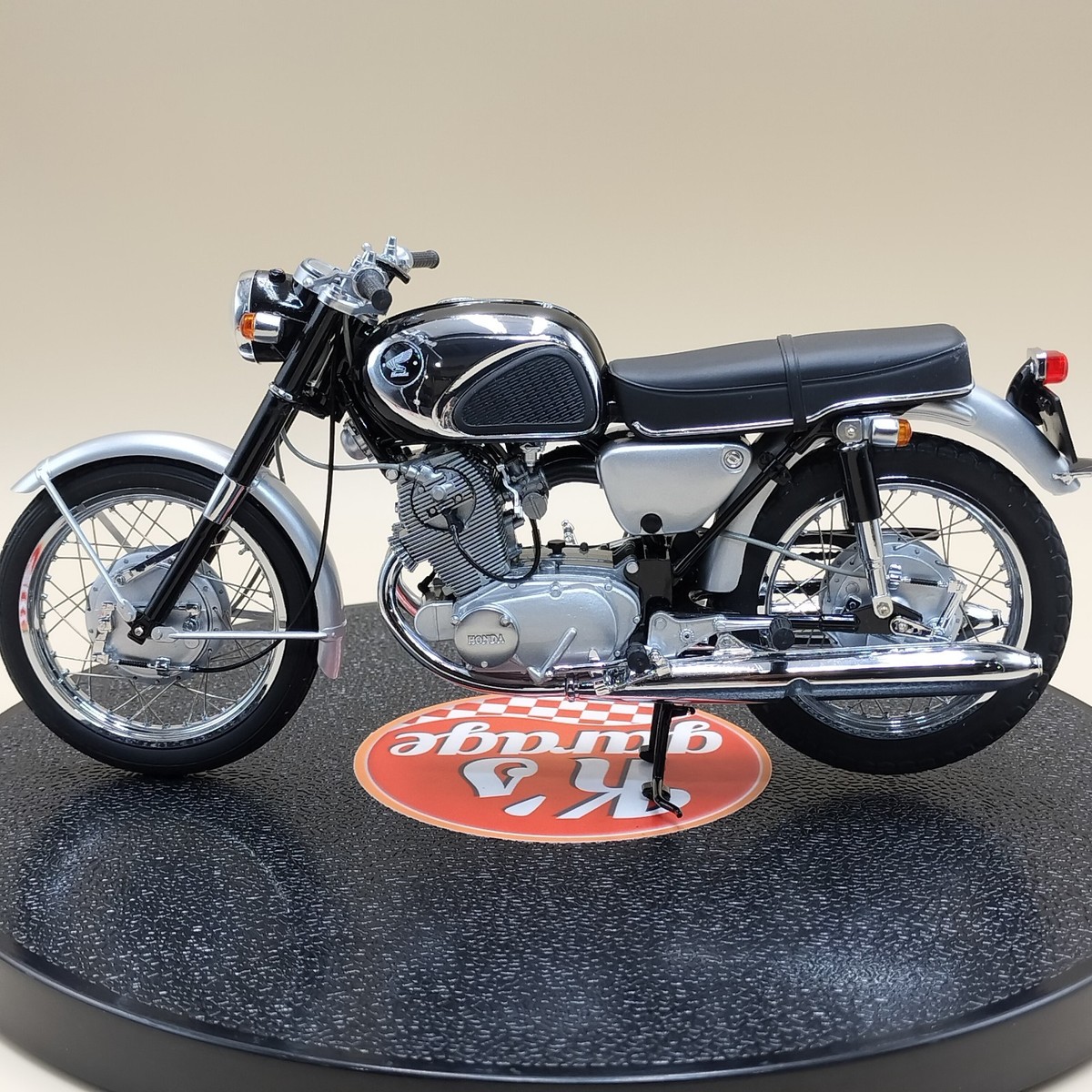 EBBRO 1/10 Honda CB72 1960 Black Diecast Model Motorbike 10013 | eBay