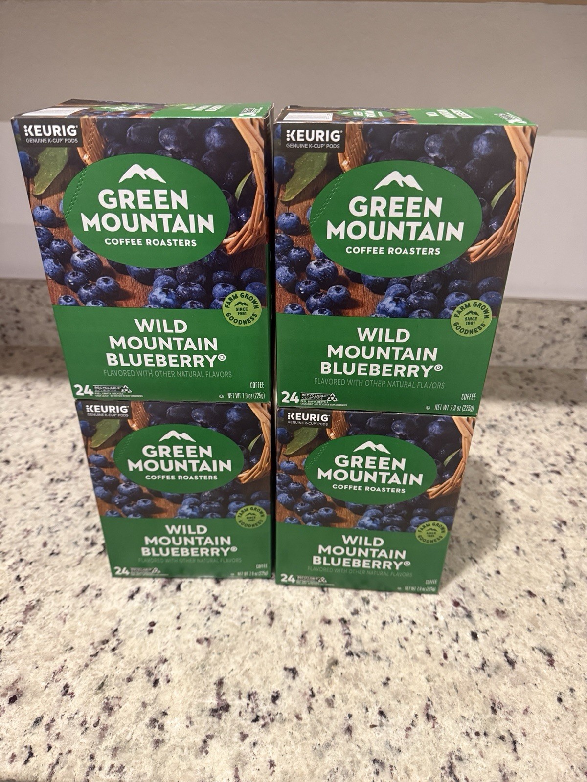 96 - K-cups. green mountain coffee wild blueberry. 01/24/2028. New!