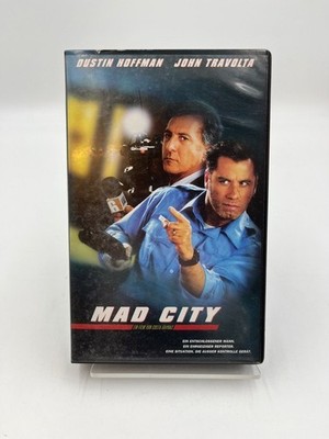Mad City [VHS] Travolta, John, Dustin Hoffman  und Constantin Costa-Gavras: