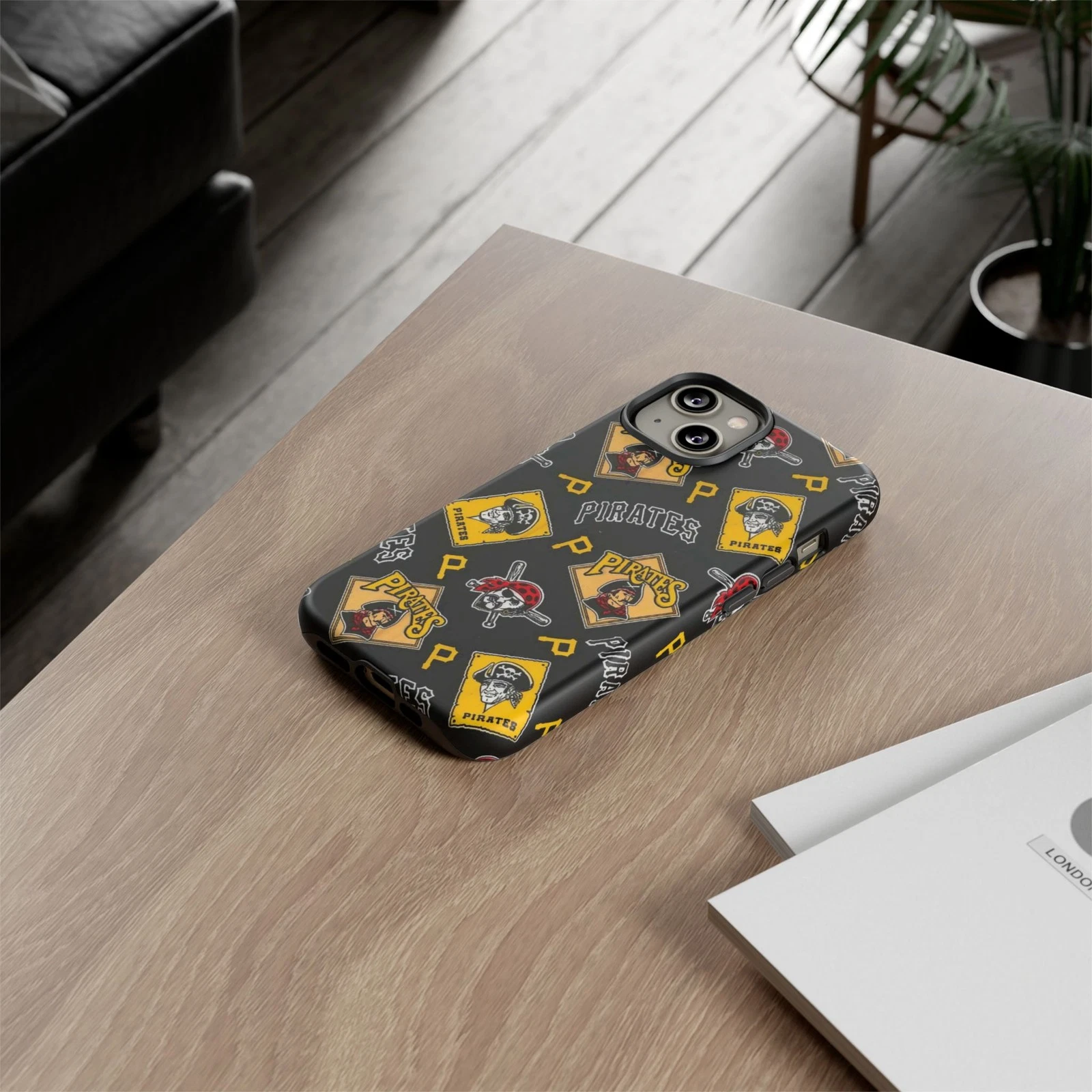 Pittsburgh Pirates Apple iPhone Cases