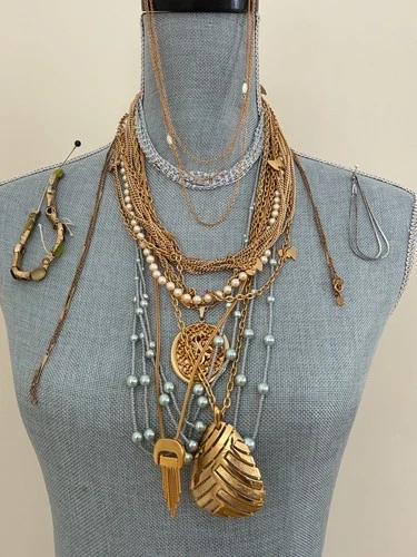 LOT of 12  Vintage Gold Tone Jewelry TRIFARI MONET AVON Sarah Coventry