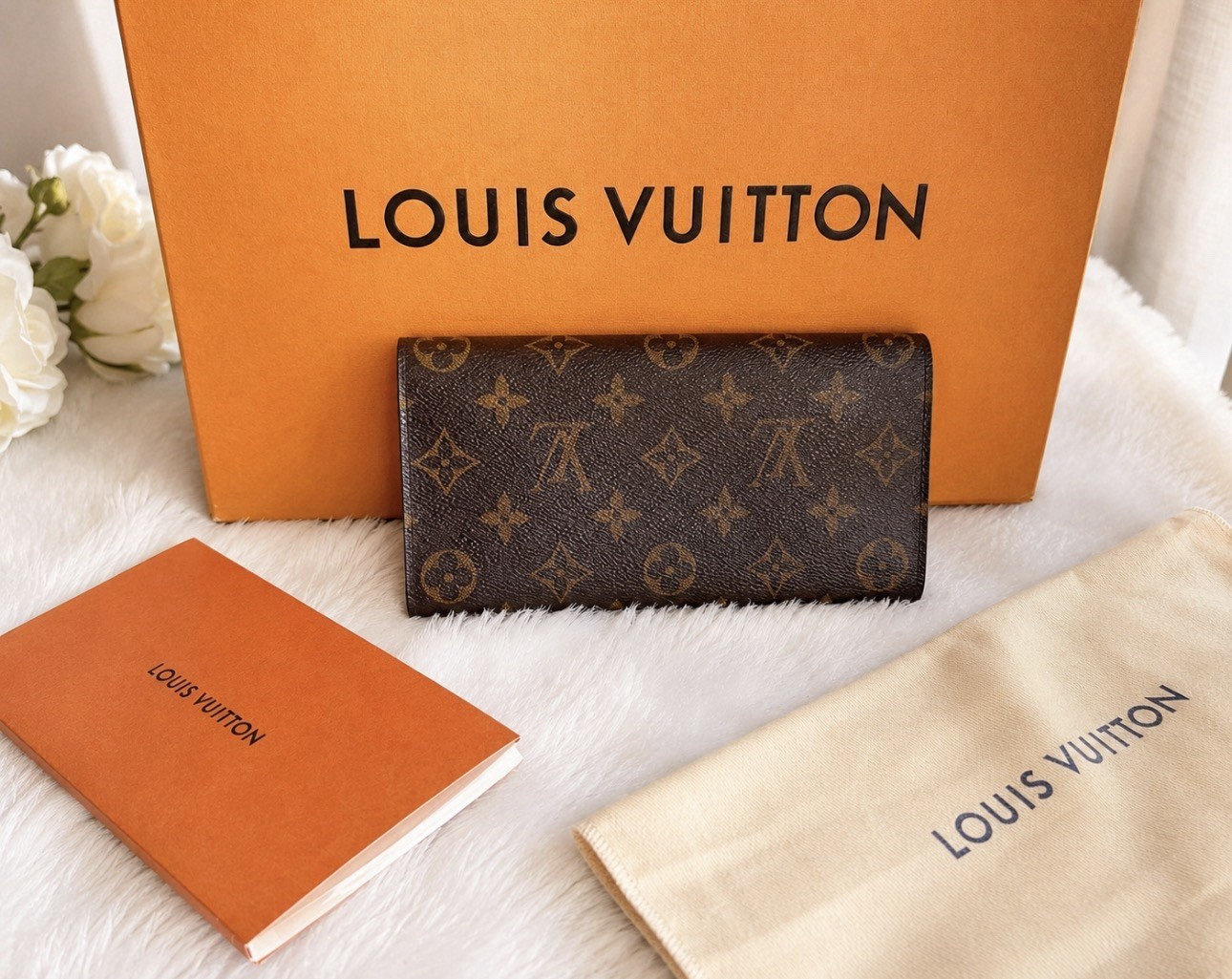 Louis Vuitton Monogram Women’s Wallet Brown w/ Pink Interior Snap Zip Credit