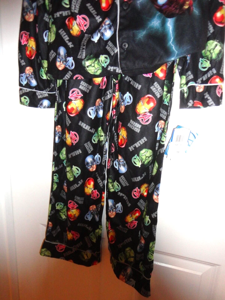 Marvel Avengers Assemble Boys 2Pcs Coat Flannel Flame Resistant Pajama Set SZ 10 - Image 3 of 4