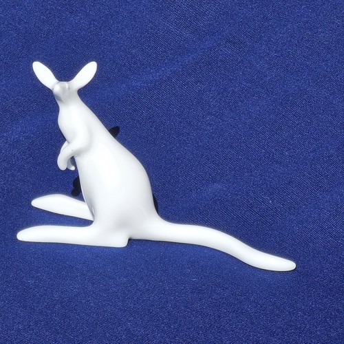 Pair of Mid Century Vintage Blank De China White Porcelain KANGAROO Figurine (s) - Picture 23 of 24