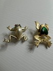 Vintage Gold Tone Enamel Rhinestone Frog Brooches — photo 4