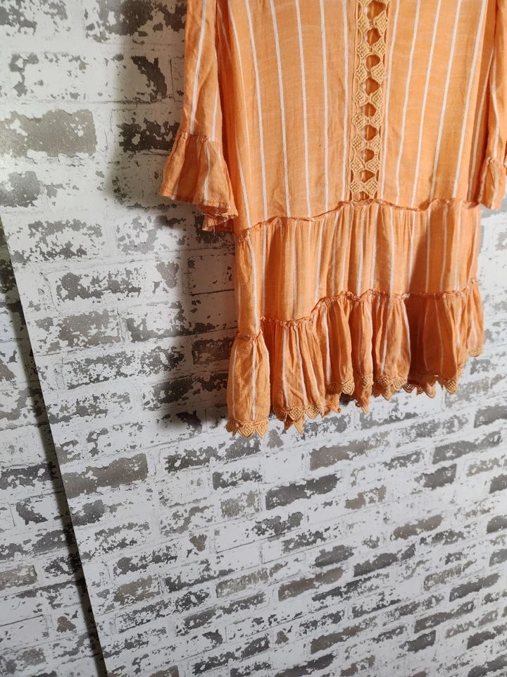 Vestido de praia Blue Island pequeno laranja listras brancas acabamento em crochê praia - Imagem 3 de 4