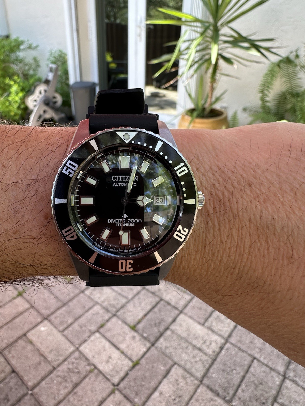 Citizen Diver's 200m Titanium Automatic Black Dia… - image 2