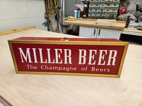 Vintage Lighted Miller Beer Sign – “The Champagne of Beers” Bar / Garage Décor