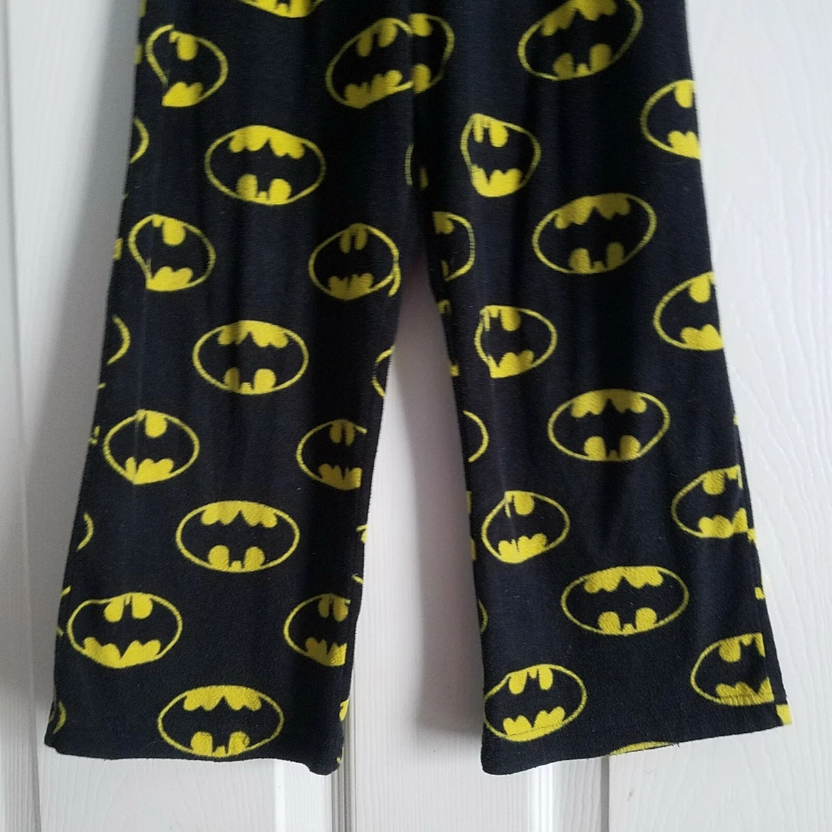 Batman Classic Black Yellow Bat Signal Size 6 Boy Soft Fleece