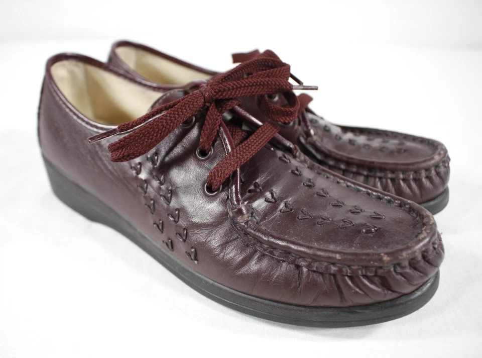 Zapatos Soft Spots para mujer 7,5 W Bonnie Lite con cordones cómodos cuero sin usar, en caja borgoña Foto 3 de 4