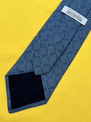 Authentic TRUSSARDI COLLECTION Plaids Design On Blue 100% Silk Woven Necktie Tie