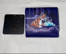 Cartera Disney Loungefly Jasmine Castle Series Kisslock Aladdin Rajah 