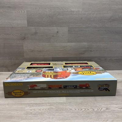 Bachmann HO Santa FE Flyer with EZ Track - 00647 for sale online