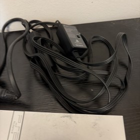 Sony SCPH-79001 Playstation 2 slim Game Console Silver 2 Controlers Power Cords