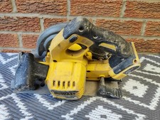 DeWalt DCS575 54v XR Cordless Brushless FLEXVOLT Circular Saw 190mm