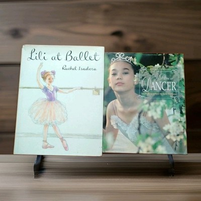 Children's Books Lot of 2 (Ballerina): LILI AT BALLET; I AM A DANCER