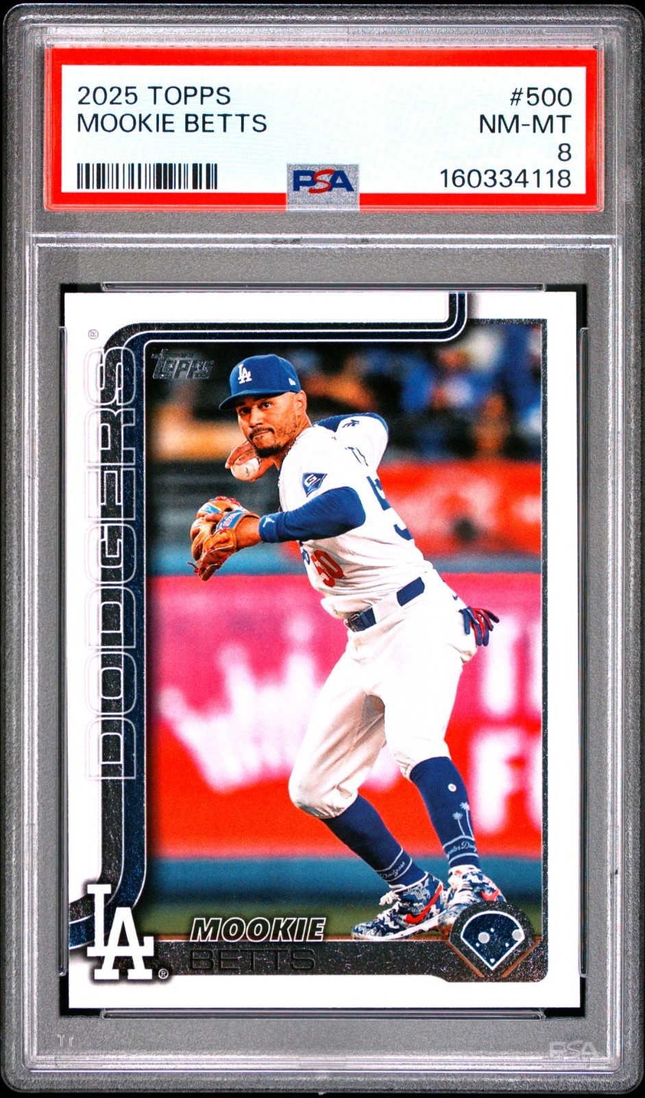 2025 Topps MOOKIE BETTS #500 PSA 8 NM-MINT 😎 view 1