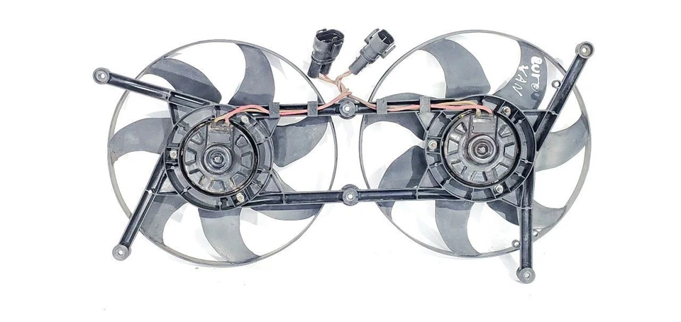 Volkswagen Eurovan 2002 2003 OEM FWD 2,8 L ventilador radiador motor  Foto 2 de 4