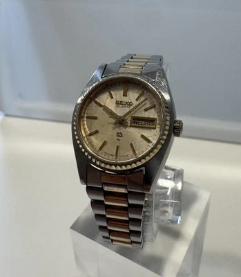 Seiko Quartz 2623-0049 Day Date Vintage Watch Japan Original Two Tone Bracelet - Bild 1 von 4