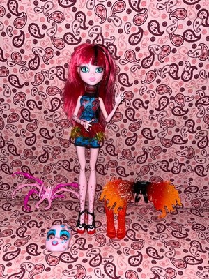 Monster High - create a monster - Fearfully Feisty - BJR25