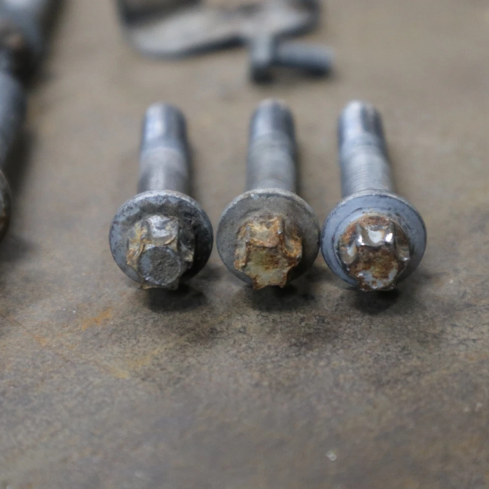 BMW E36 E46 Z3 5 Speed Getrag 220 ZF Manual Petrol Gearbox Bellhousing Bolt Set - Image 4 of 4