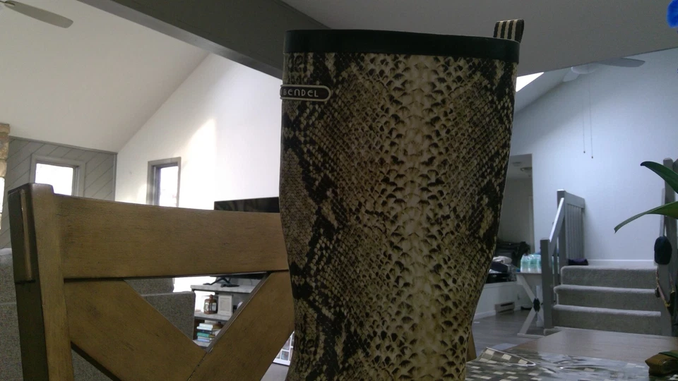 Botas hasta la rodilla impermeables Henri Bendel nuevas sin caja Foto 3 de 4