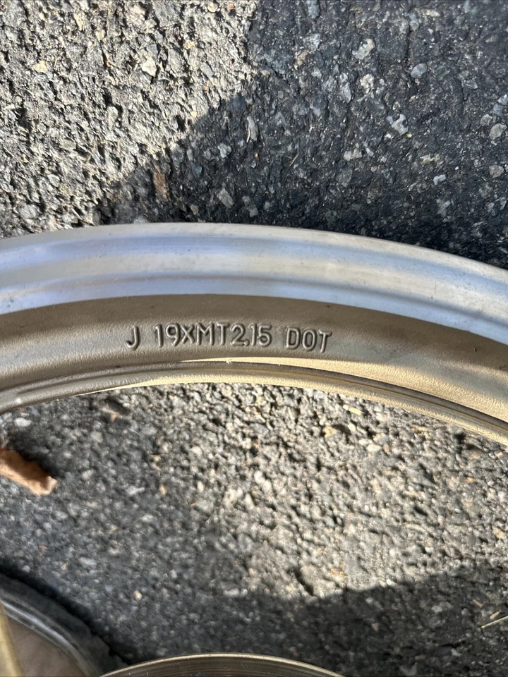 Llanta delantera Yamaha Virago 1100 Xv1100 1993 Foto 3 de 4