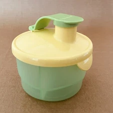Tupperware Divided Baby Formula Feeder Container Yellow Seal 3552 Powdered Milk